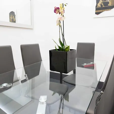 White Style Gambero Apartman Róma